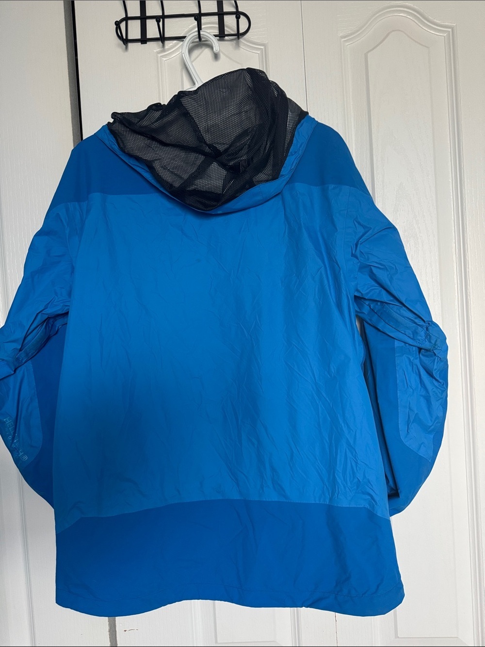 Helly Hansen Bright Blue Packable Hooded Jacket - Picture 6 of 10